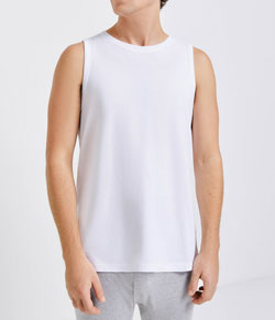 Kit com 2 Regatas Masculinas Básicas Hering 100% Algodão